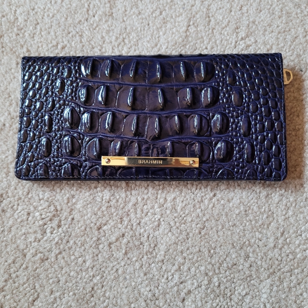 NWOT BRAHMIN ADY WALLET